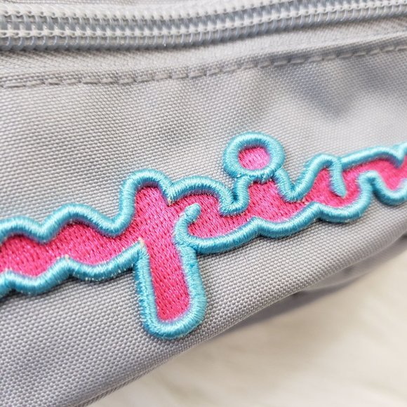 Champion NWOT Large Embroidered logo front waist fanny pack - Picture 2 of 13